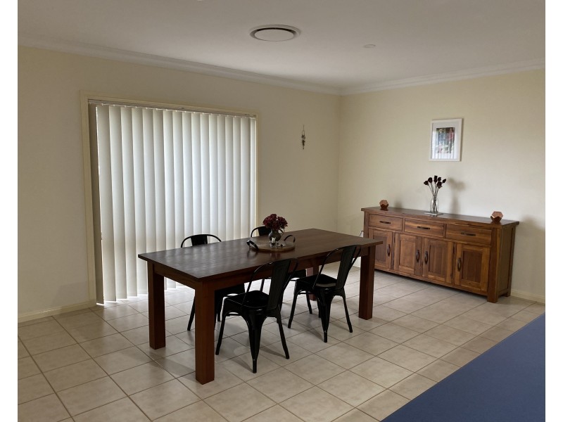 2/8 Mardon Place, Griffith NSW 2680