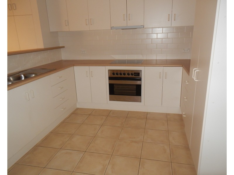 3/13 Leaver Street, Yenda NSW 2681