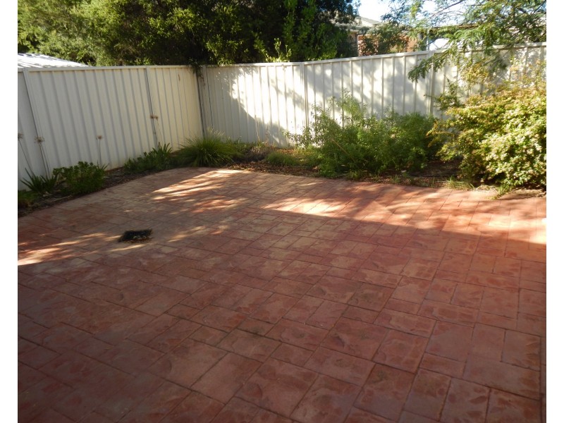 3/13 Leaver Street, Yenda NSW 2681