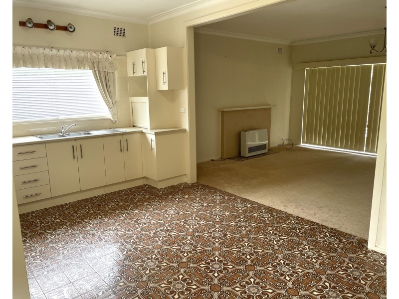 15 Kelly Avenue, Griffith NSW 2680