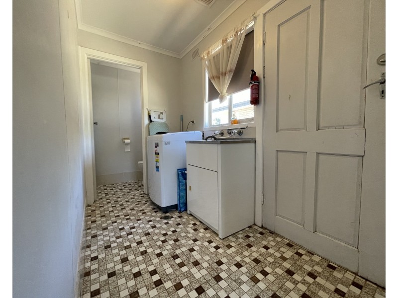 50 Leaver Street, Yenda NSW 2681
