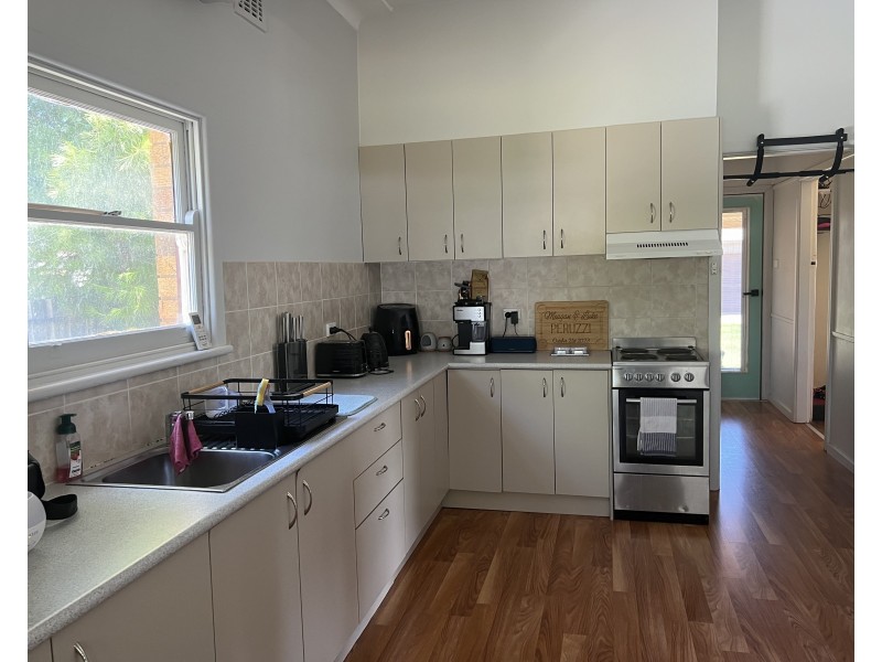 14 Binguie Street, Griffith NSW 2680