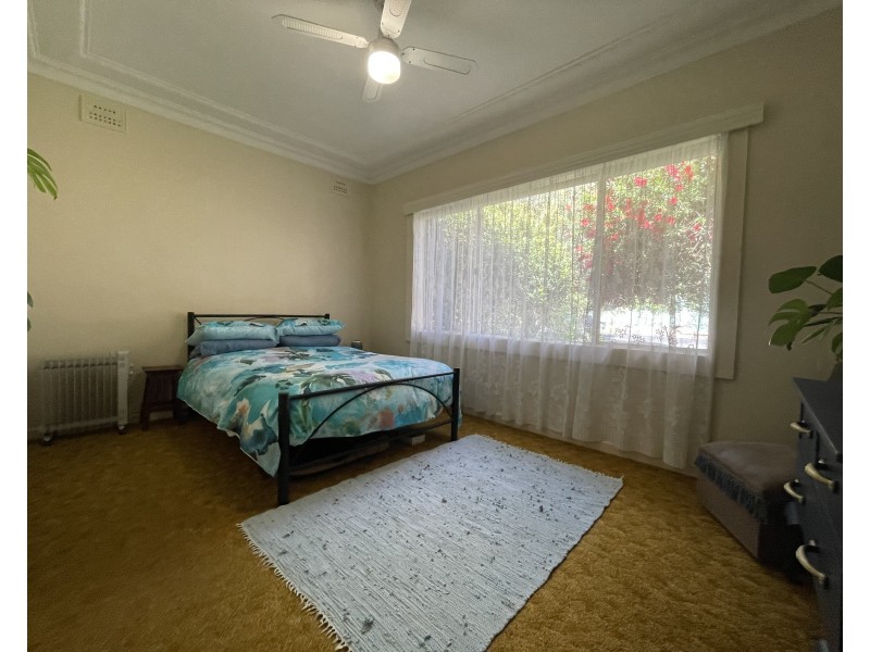 10 Goondooloo Street, Griffith NSW 2680