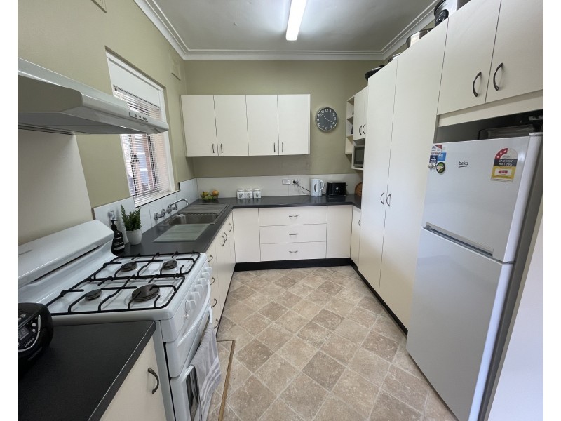 10 Goondooloo Street, Griffith NSW 2680