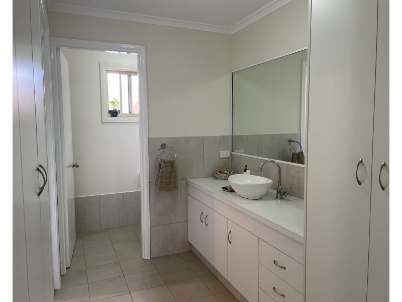 35A Yarran Street, Hanwood NSW 2680