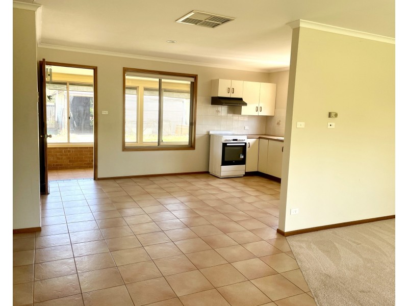24 Bilbul Place, Bilbul NSW 2680