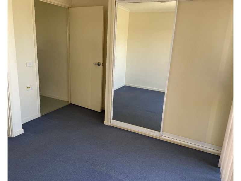 3/115 Clifton Boulevard, Griffith NSW 2680