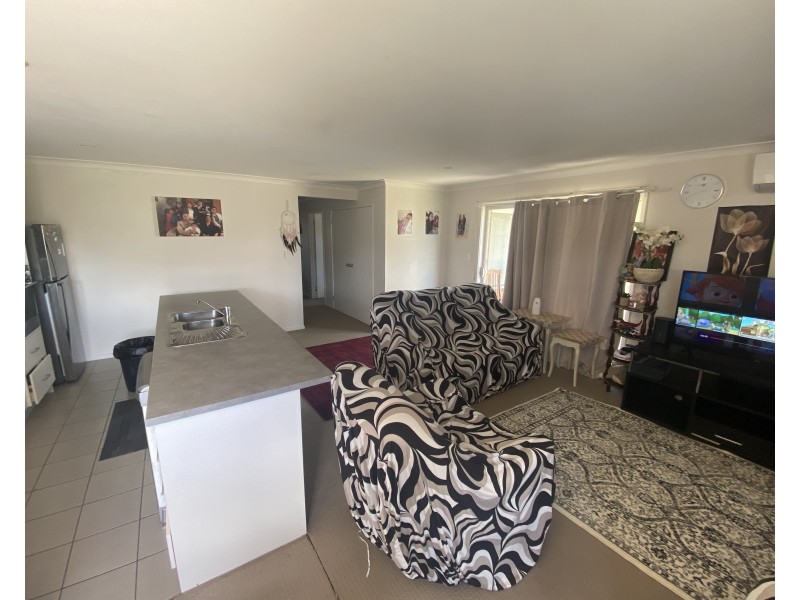 5 Howlong Crescent, Griffith NSW 2680