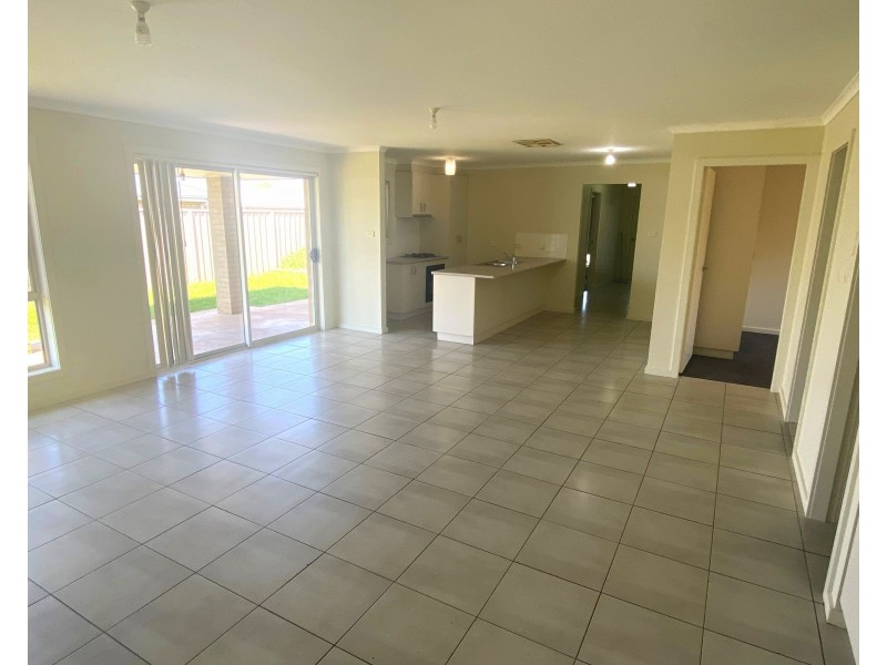 24 Zirilli Avenue, Griffith NSW 2680
