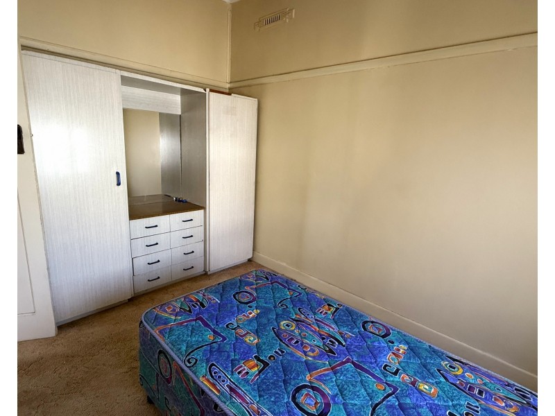 27 Coolah Street, Griffith NSW 2680