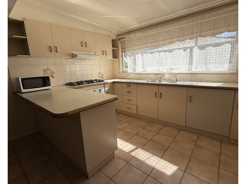 27 Coolah Street, Griffith NSW 2680