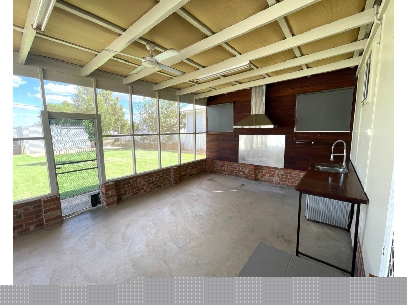 20 Hyandra Street, Griffith NSW 2680