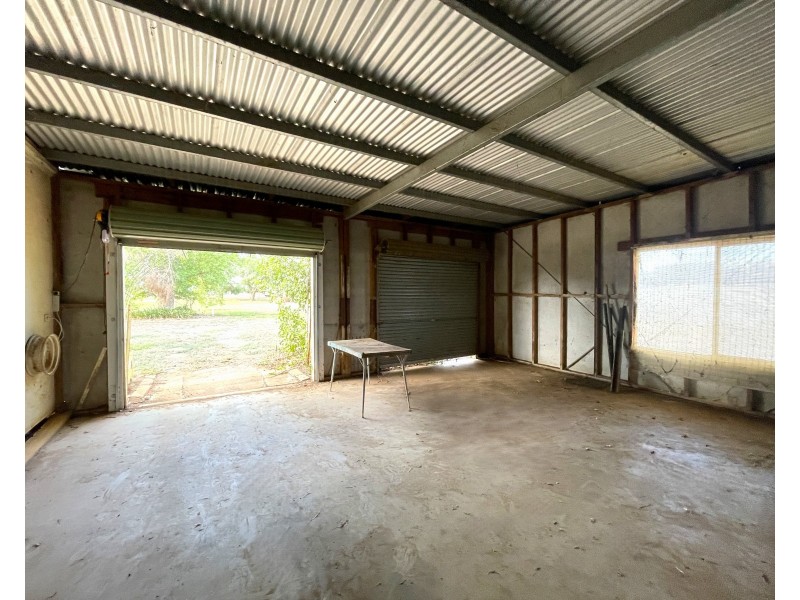 224 Barracks Road, Yenda NSW 2681