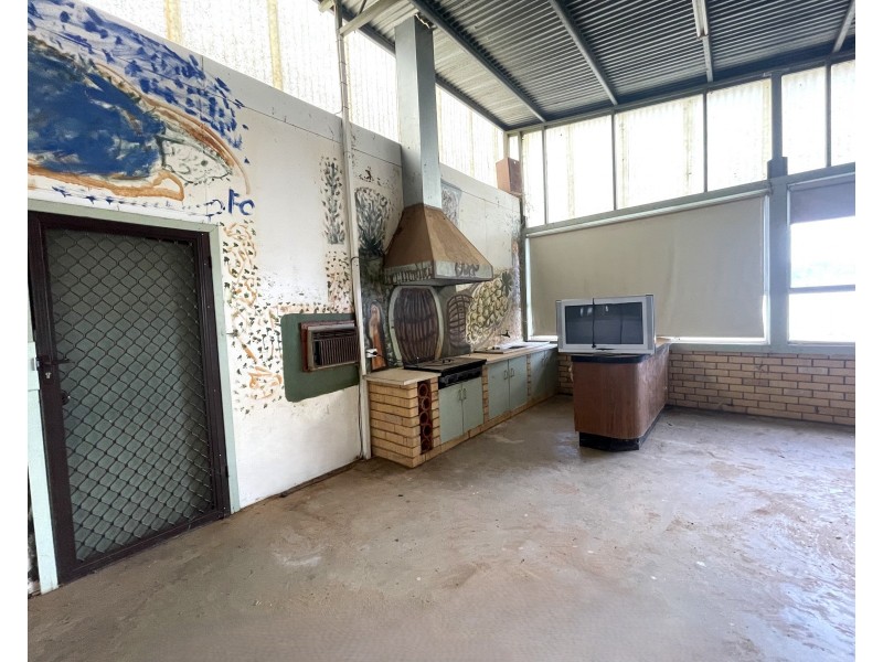 224 Barracks Road, Yenda NSW 2681