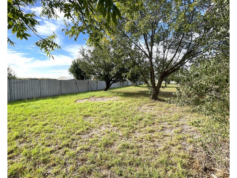 224 Barracks Road, Yenda NSW 2681