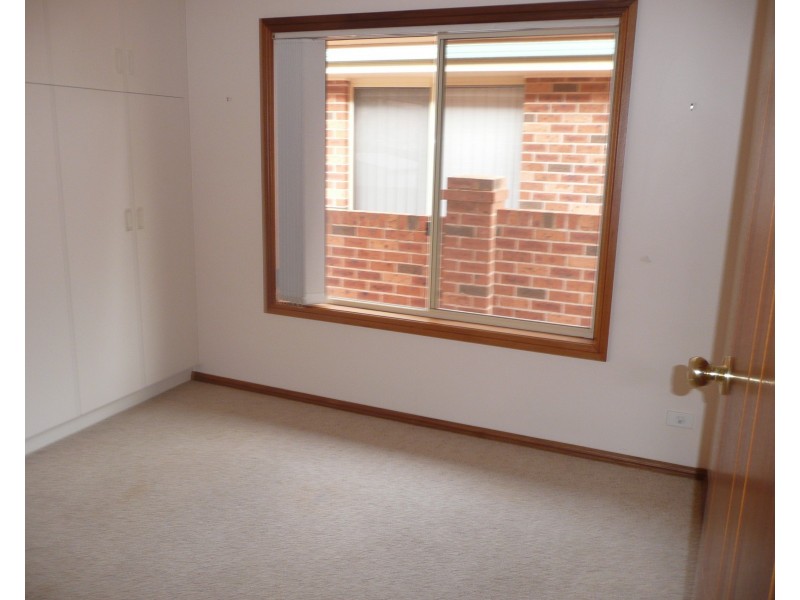 2/26 Meakin Street, Griffith NSW 2680