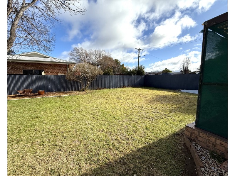 32 Gorton Street, Yoogali NSW 2680