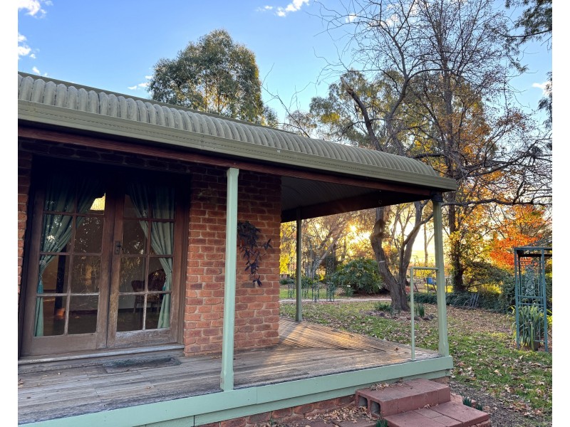 103 Myall Park Road, Yenda NSW 2681