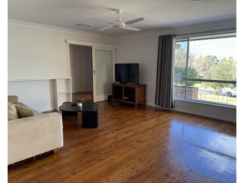44 Ross Crescent, Griffith NSW 2680