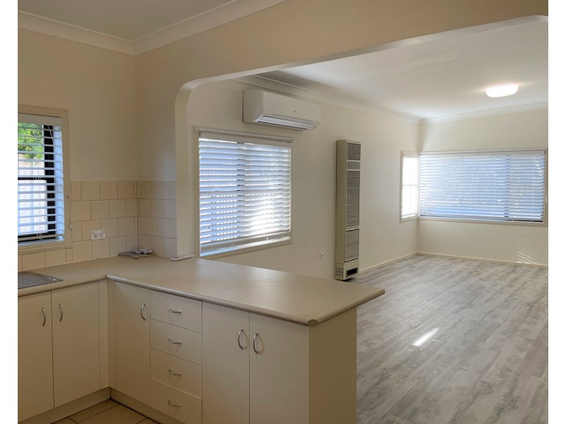 6 Cregan Place, Griffith NSW 2680