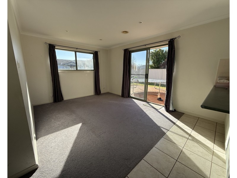 2 Gundaline Court South, Griffith NSW 2680