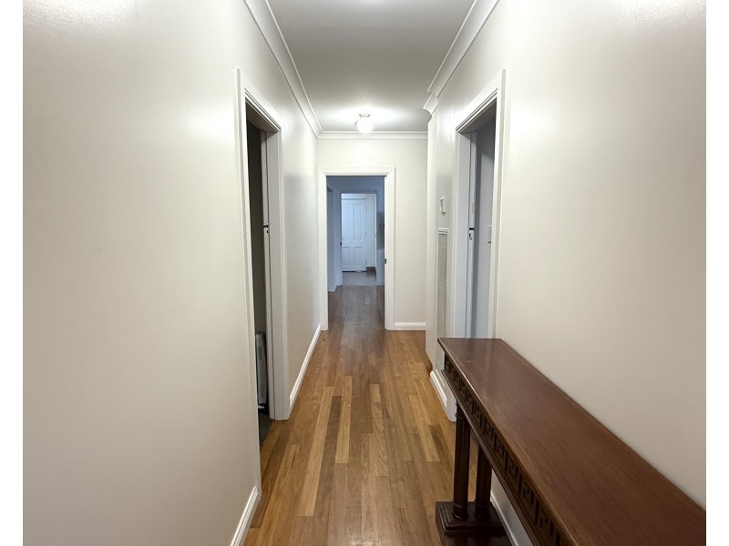 2 Wattle Road, Hanwood NSW 2680