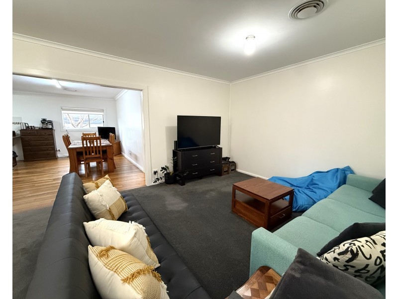 2 Wattle Road, Hanwood NSW 2680