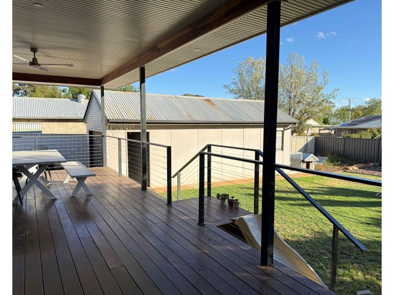 14 Evatt Street, Griffith NSW 2680