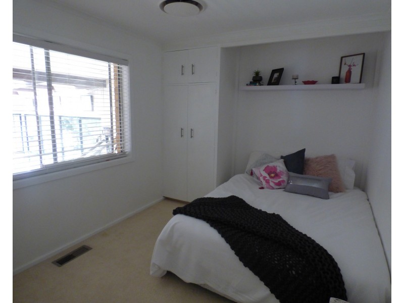 7 Ross Crescent, Griffith NSW 2680