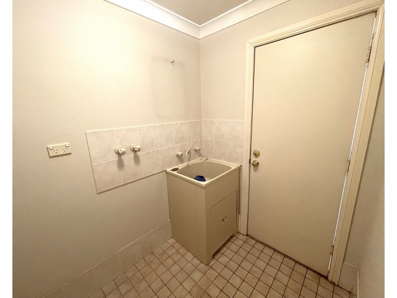 3 Parkwood Court, Griffith NSW 2680