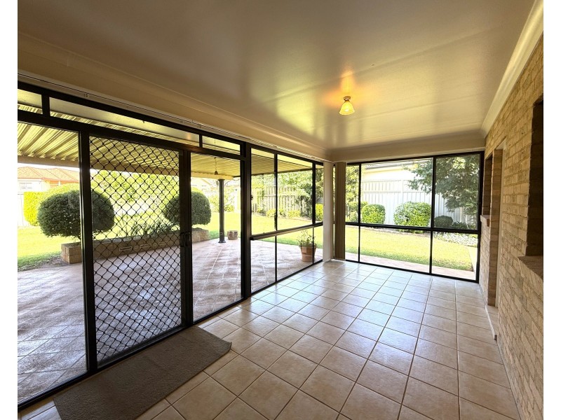 16 Dussin Street, Griffith NSW 2680