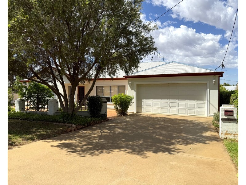 118 MacArthur Street, Griffith NSW 2680