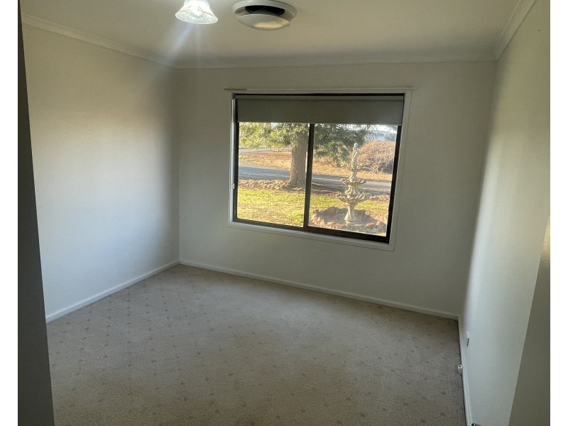 805 Wood Road, Yenda NSW 2681