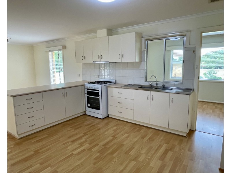 37 Probert Avenue, Griffith NSW 2680