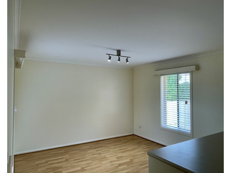 37 Probert Avenue, Griffith NSW 2680