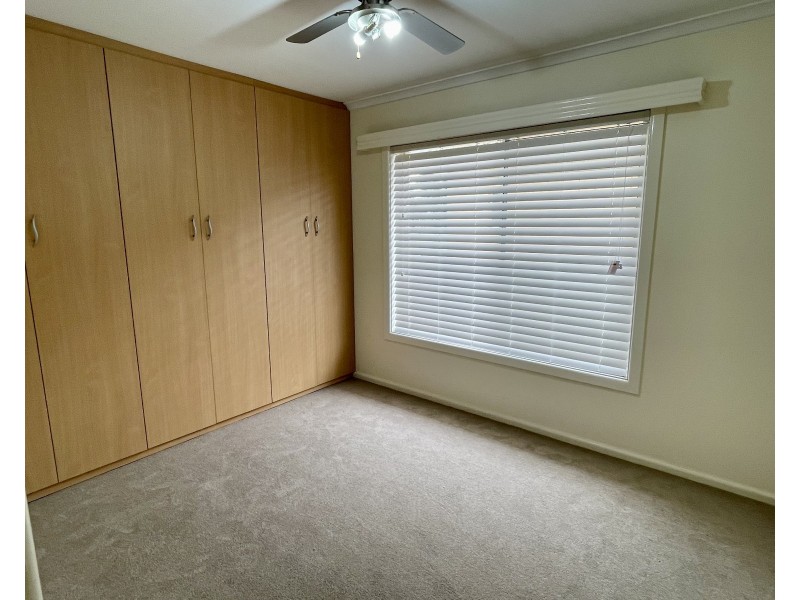 37 Probert Avenue, Griffith NSW 2680