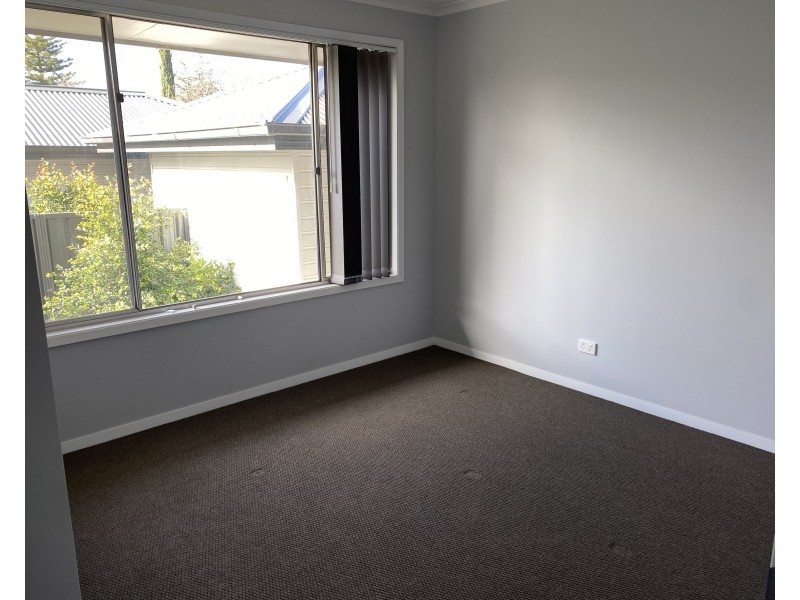 82 Ross Crescent, Griffith NSW 2680