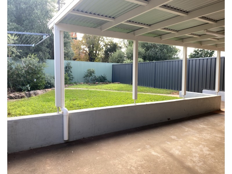82 Ross Crescent, Griffith NSW 2680