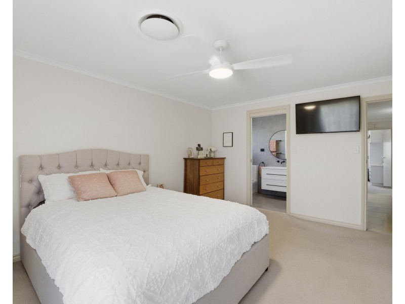 28 Holmes Crescent, Griffith NSW 2680