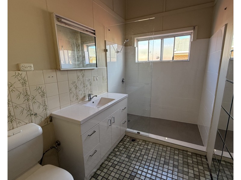 241 Wakaden Street, Griffith NSW 2680