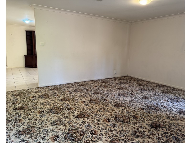 18 Rosewood Drive, Griffith NSW 2680