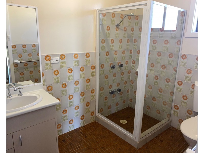 2/33 Park Street, Yenda NSW 2681