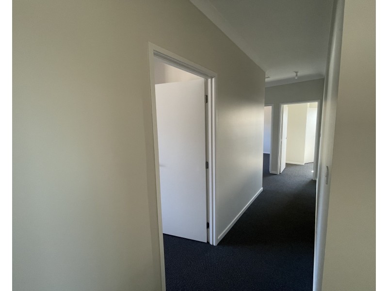 15 Piper Circuit, Griffith NSW 2680