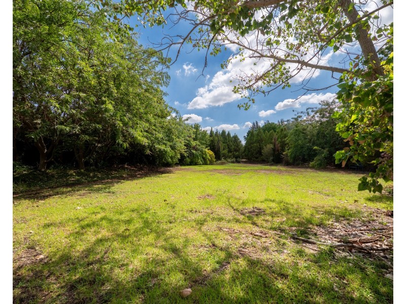 16 Bella Vista Drive, Lake Wyangan NSW 2680