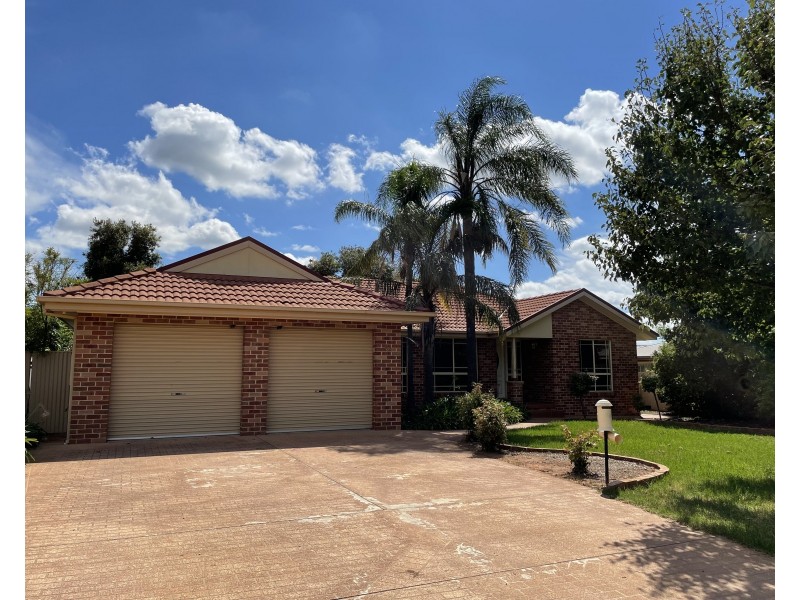 32 McMahon Street, Griffith NSW 2680