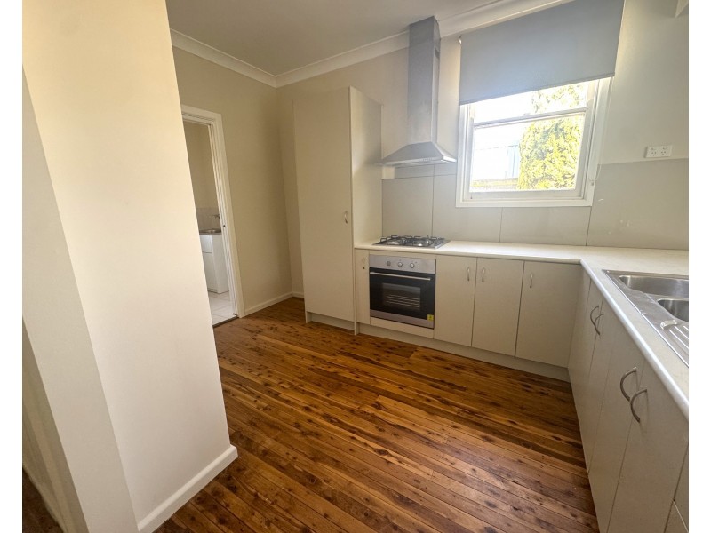 7 South Avenue, Yenda NSW 2681