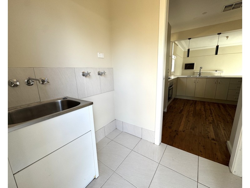 7 South Avenue, Yenda NSW 2681