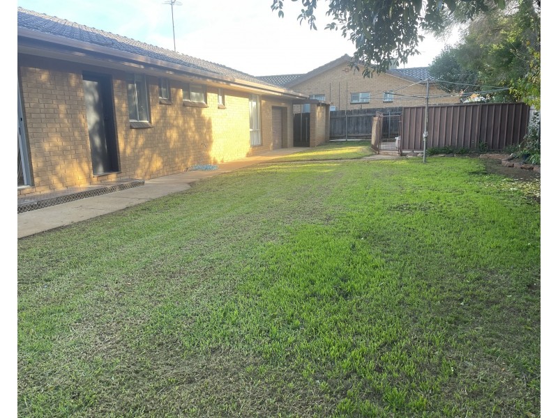 72 Blumer Avenue, Griffith NSW 2680