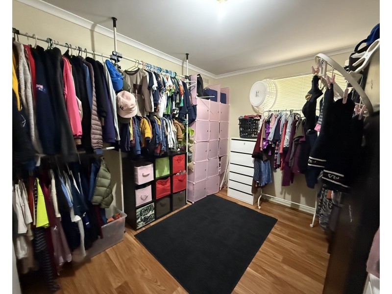 17 Garton Place, Griffith NSW 2680