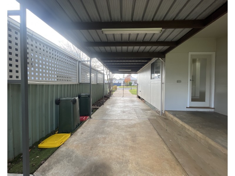 48 Edmondson Avenue, Griffith NSW 2680
